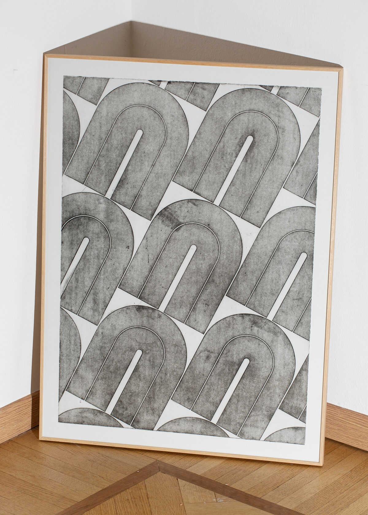 Martina Merlini, *[GRID](\artworks\f47165f4-0ce2-4d2b-99b8-08ded10e85ff)* (2020)