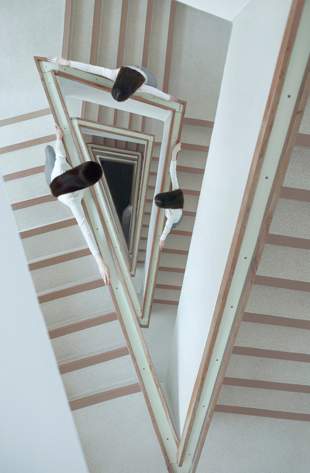 Natalia Evelyn Bencicova and Adam Csoka Keller, *[Asymptote](\artworks\19b3fc46-61ee-46b3-9223-d6b8a6523683)*