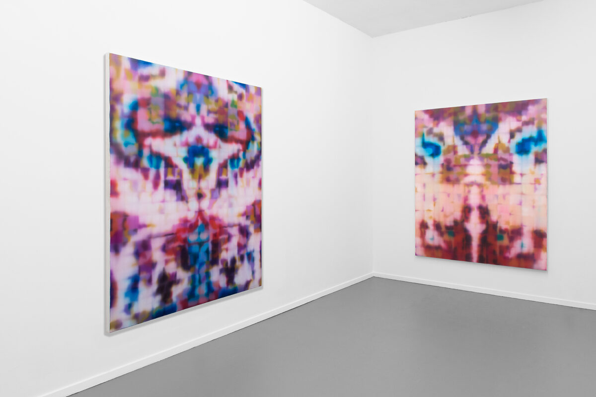 Robert Roest, *[Exorcise From a Safe Distance](\artworks\ff0fda0a-87aa-4656-907b-695ff2e960c1)* (2015)