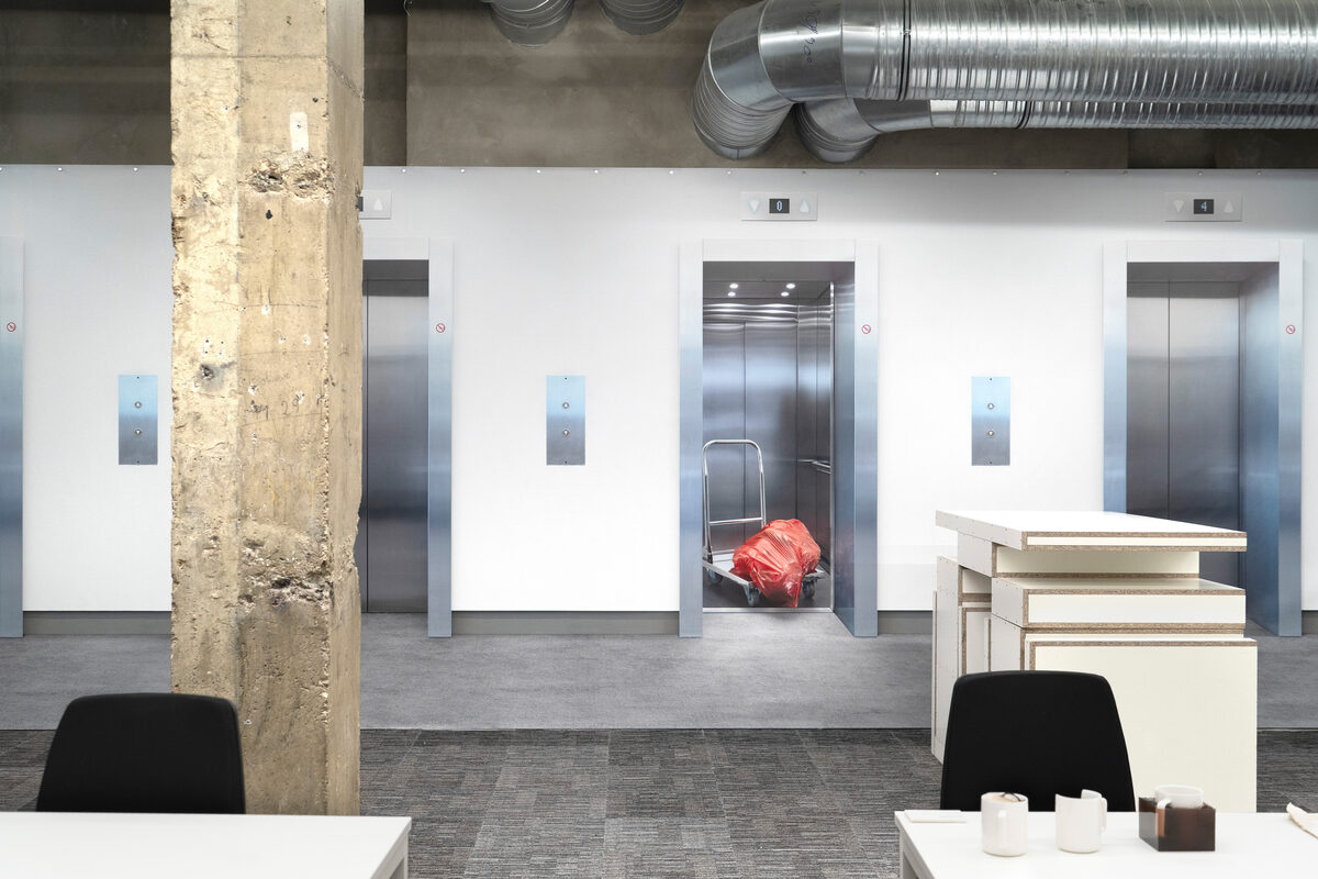 Fañch Le Bos, *[Back-office, Elevators](\artworks\436971b9-278c-44a0-eccf-08de3328e664)* (2025), exhibition view, *[Bullshit Job](\exhibitions\6e05f5e9-da47-423e-8428-16cc3283dc13)*, Centre Wallonie-Bruxelles, November 14–December 4, 2025.