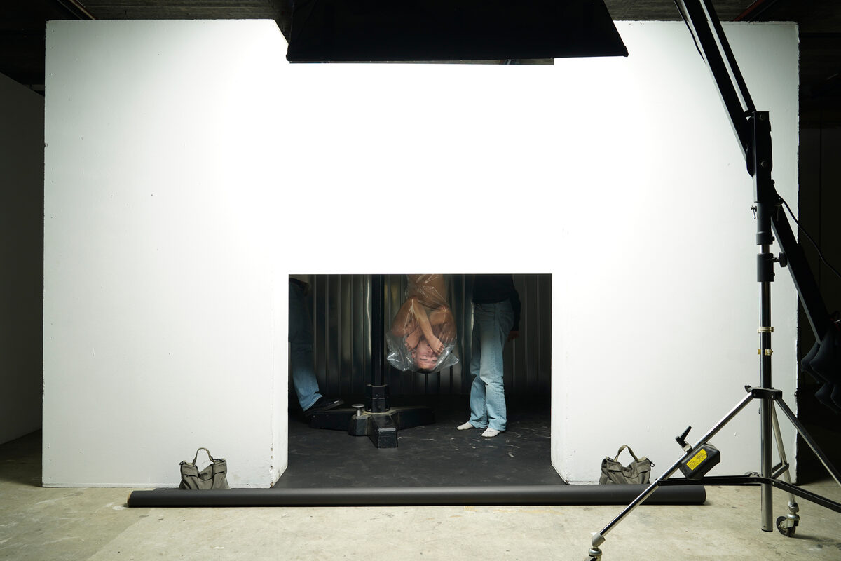 Studio day with the support of Charline Cailleaud and Luca Nuvolone, in the making of *[Box C101](\artworks\95e4a9c2-9e70-499b-ecd0-08de3328e664)*.