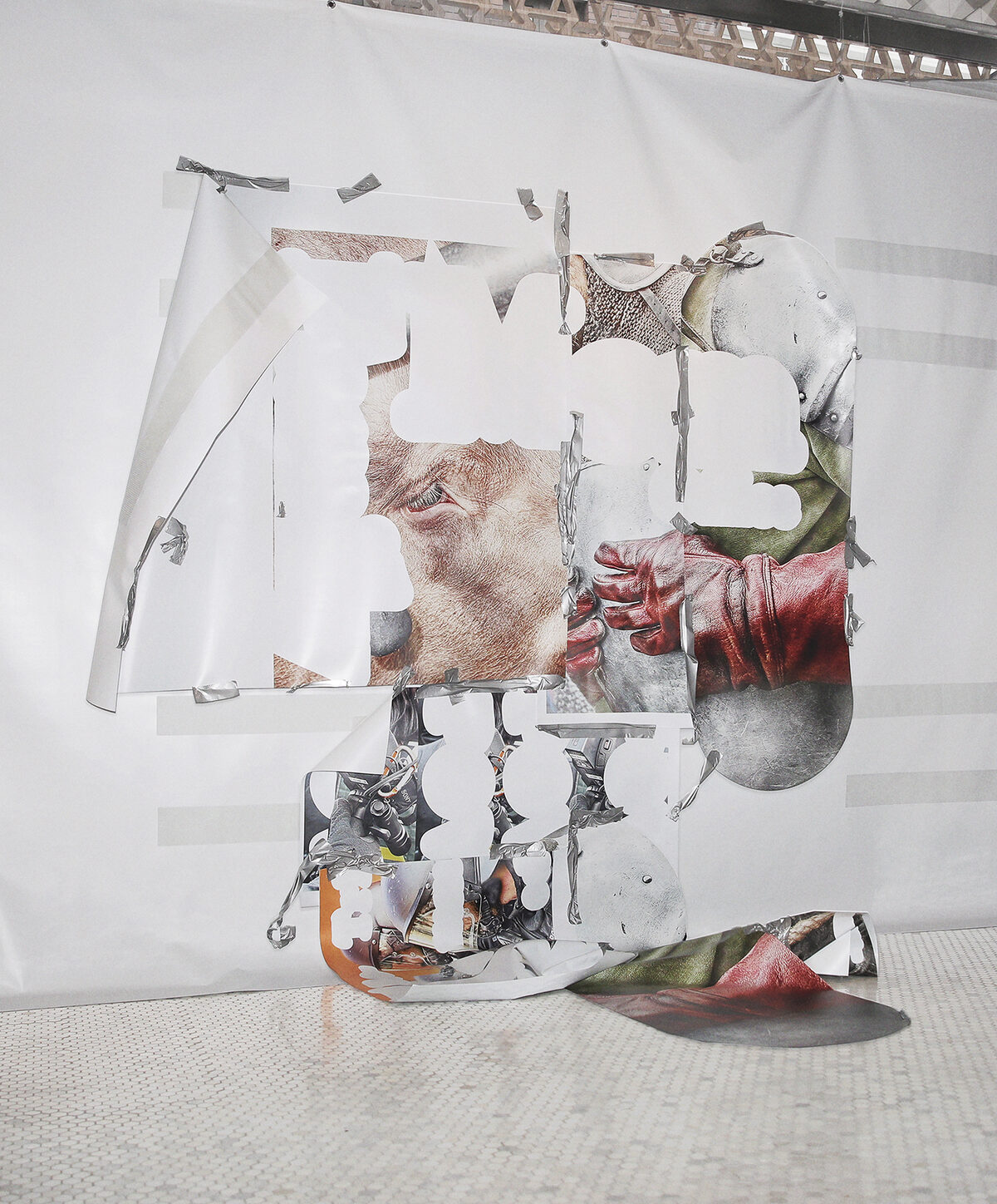 Satoshi Fujiwara, *[Panorama of Defence](\artworks\9c9e79a8-9657-406d-d61f-08deaa74760e)*, installation view in *Intersect*, Tokyo, 2019.