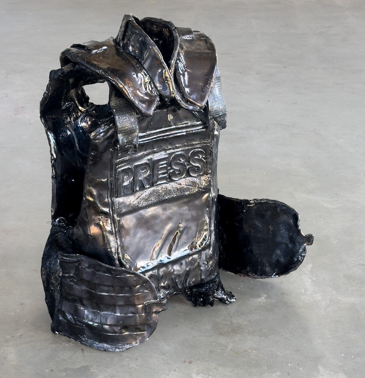 Abed Elmajid Shalabi, *[Press vest](\artworks\8c5c0643-a7f4-4b23-ae5d-08dec0513e6d)* (2025)
