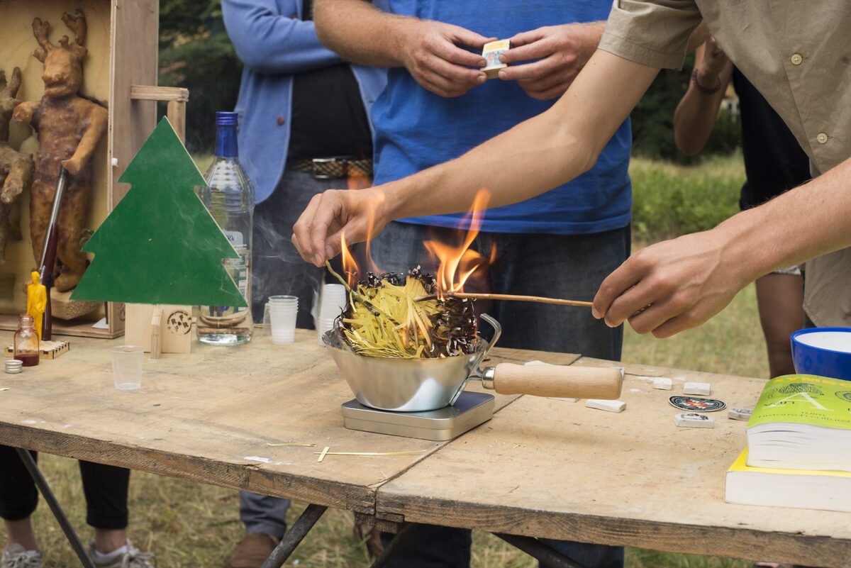 Frank&Robbert Robbert&Frank, *[Minor Destruction of Sorrows](\artworks\dadb66ab-cdc9-4252-901d-08de8728affe)* (2014 - 2019). Ritual burning of participants’ written sorrows during the final phase of the performance at Grabowsee, Heilstätte Grabowsee, Berlin, 2019, as part of the [Air Berlin Alexanderplatz](\institutions\1ff91a46-7185-4e42-59a1-08de19662133) residency.