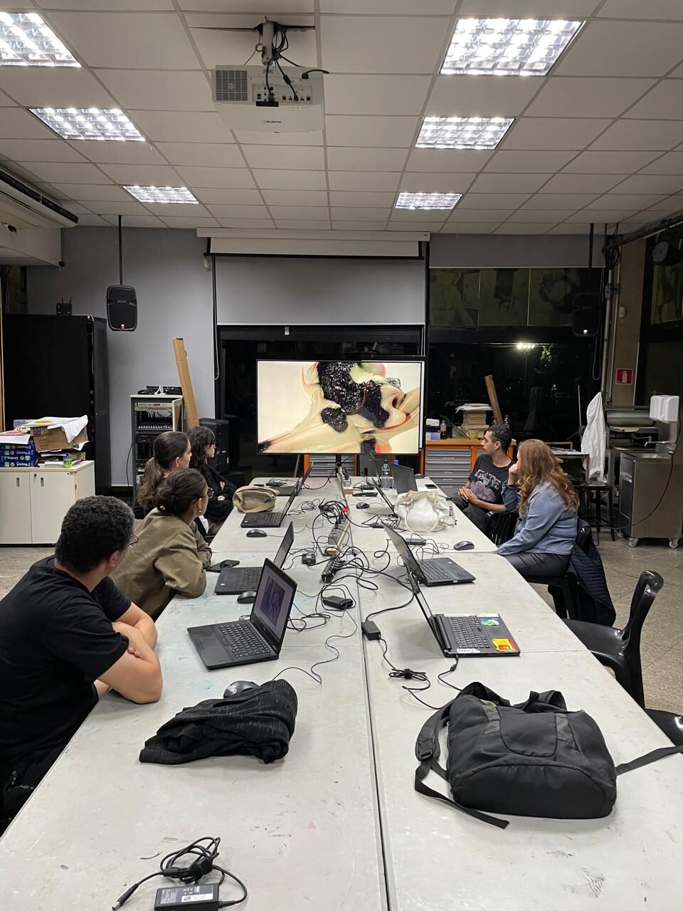 Documentation of the "The Future of the Image of Nature" workshop at Sesc Santos, 2024.